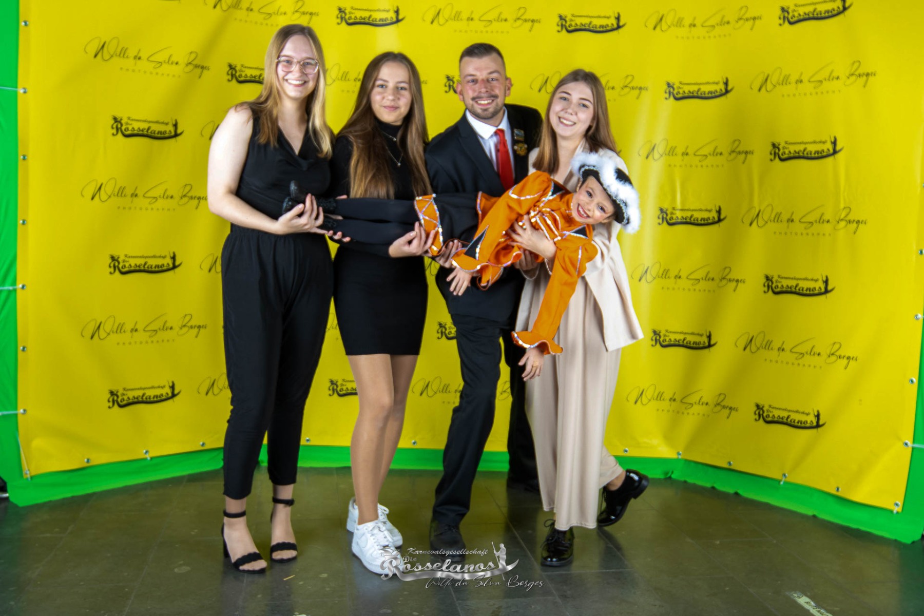 1. Senatorenball am 10.11.2023 - Bild No. 11750